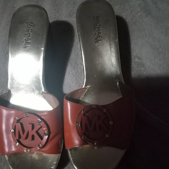 Michael Kors slides - Picture 1 of 5